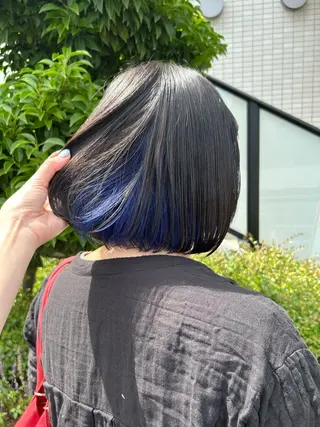 ショート カラー あべ しおりのヘアスタイル
