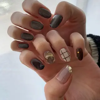 ネイル 佐藤 穂乃香のネイルデザイン