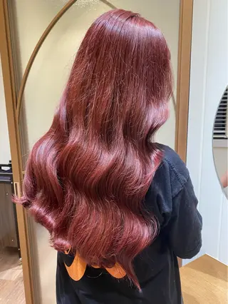 ロング 石毛 ひかるのヘアスタイル