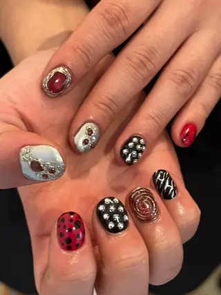 ネイル 文 /個性派ネイルのネイルデザイン