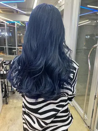 ロング カラー SALOWIN所属・ブリーチ 縮毛矯正/ 艶髪/COCONAのヘアスタイル