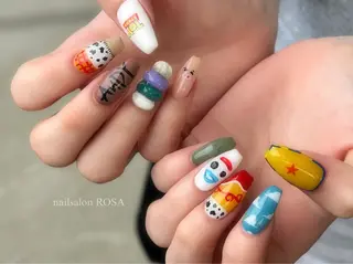 ネイル nailsalon ROSAのネイルデザイン
