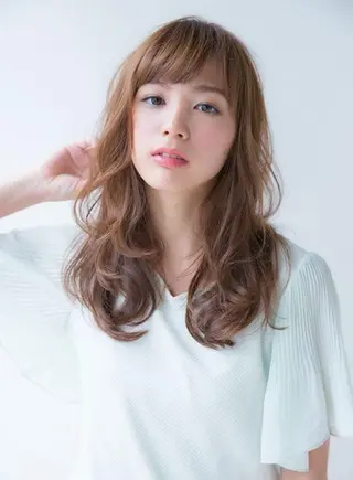 セミロング カラー パーマ 横野 孝志のヘアスタイル