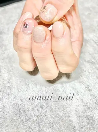 ネイル amati_nail TAKAKOのネイルデザイン