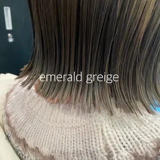 ミディアム カラー 🩶レイヤーカット 🩶柔らかカラー結愛のヘアスタイル