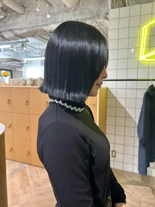 ミディアム カラー ベージュ/ダブルカラ ー/新潟駅/青柳萌果のヘアスタイル