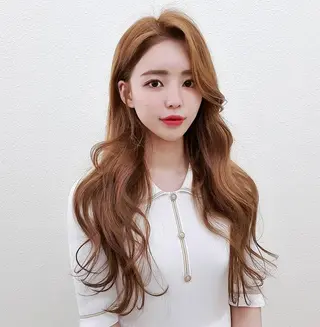 ロング カラー ★学割★韓国× BIZEのヘアスタイル