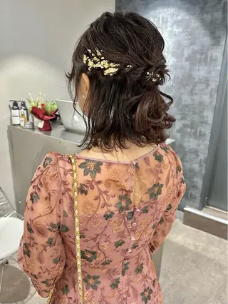 ミディアム ヘアアレンジ レイヤーカット🪄 耳ツボ🎀Ayumiのヘアスタイル