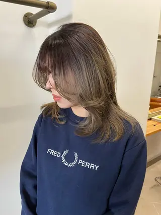 ミディアム pigment 【ピグメント】所属・まどか/荒井/ 外国人風🥑のヘアスタイル
