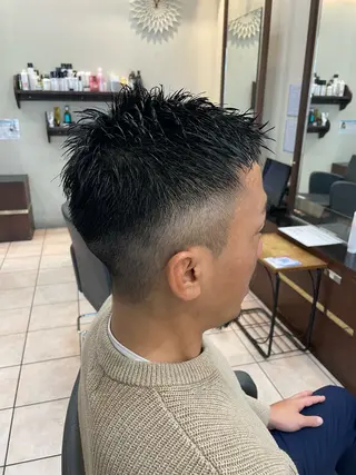 ショート メンズ 髪質改善ioLu 伊藤サダキのヘアスタイル