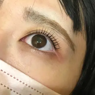 マツエク・マツパ Cure所属・三澤 朱里の眉毛・アイブロウイメージ