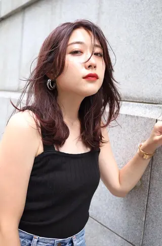 セミロング カラー ヘアアレンジ ⭐️𝑭𝑰𝑳𝑴𝑶𝑹𝑴𝑨𝑳𝑬⭐️【フィルモルメール】所属・トレンドヘア🩶 艶髪🩶yoshiのヘアスタイル