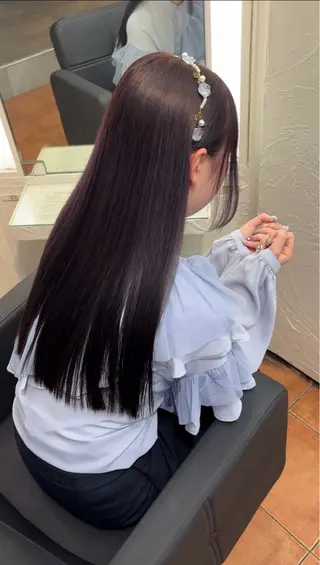 ロング ラベンダーカラー /巻き/WAKANAのヘアスタイル