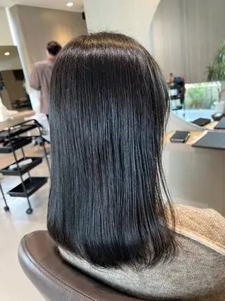 カラー 藤本 麗未のヘアスタイル