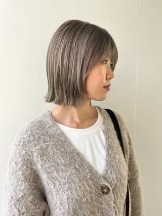 ミディアム 松本 茜のヘアスタイル