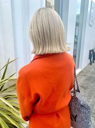 ショート なぎ🌿.∘[ボブ, ニュアンスカラー]のヘアスタイル