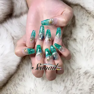 ネイル 小尾 栞のネイルデザイン