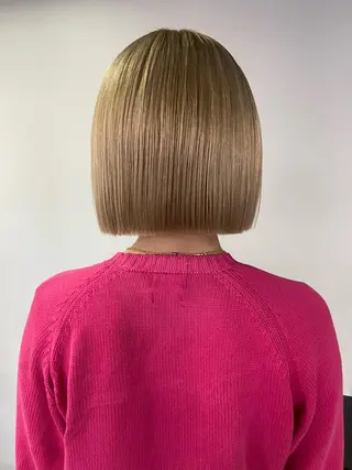 ショート 地毛風艶カラー🌿 喜多夏海のヘアスタイル