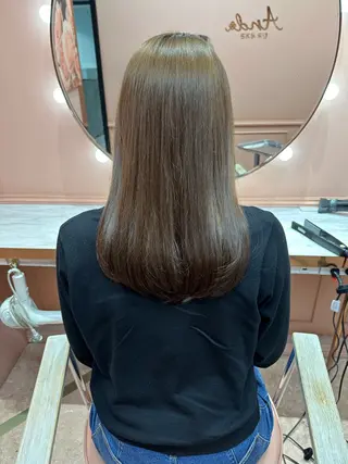 カラー 艶暖色/ベージュ SAKI💜のヘアスタイル