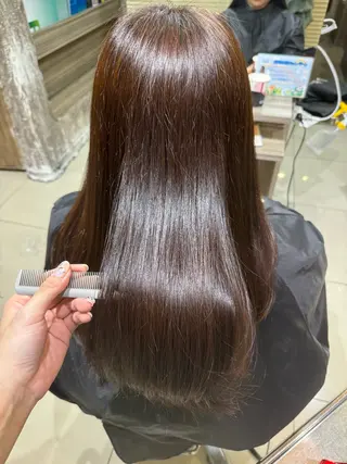 ロング 髪質改善& 質感再生カラー専門のヘアスタイル
