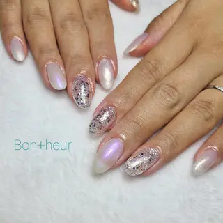 ネイル 宮口 紗子のネイルデザイン