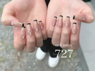 ネイル 727 nailのネイルデザイン