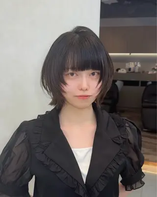 ショート ARMONY OMOTESANDO所属・本田秀幸 コテ巻き風パーマのヘアスタイル