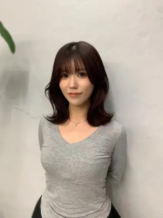 ミディアム shes茶屋町アリサ 🎀顔周り×韓国風のヘアスタイル