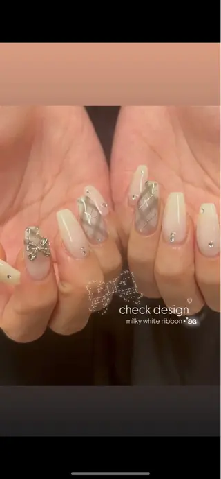 ネイル EmaNail🎀 Haaruのネイルデザイン