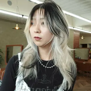ミディアム カラー ニュアンスレイヤー ハイトーンカラーのヘアスタイル