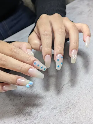 ネイル émU. nailのネイルデザイン