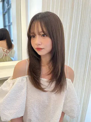 ミディアム カラー 透明感カラー 【chisa チサ】のヘアスタイル