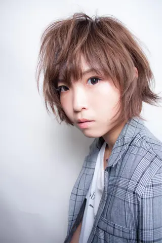 ショート カラー RESBORN所属・長岡 大偉のヘアスタイル