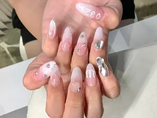 セミロング MIGHTY COLORのネイルデザイン