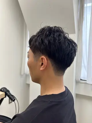 パーマ メンズ 秋山 桃子のヘアスタイル