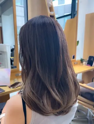 セミロング 🔍髪質改善診断🔎 長山 シュンスケのヘアスタイル