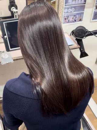 セミロング レイヤーカット 小久保のヘアスタイル
