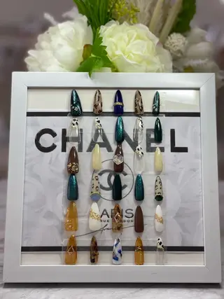 ネイル RUARI RISAのネイルデザイン