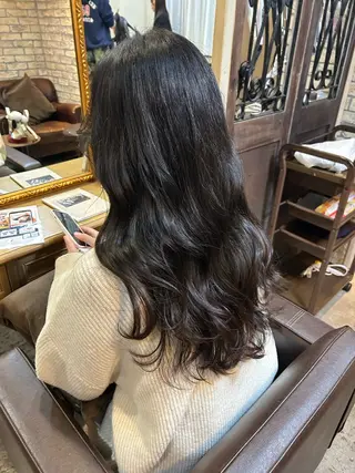 ロング カラー 小澤 一稀のヘアスタイル
