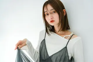 ミディアム カラー 近藤 若菜のヘアスタイル