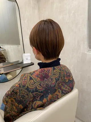 ショート カラー ボブ/縮毛矯正/ レイヤー/塚田のヘアスタイル