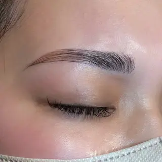 アイブロウ Flor_Eyelash&Nail 上大岡所属・上大岡_Flor mikuのマツエク・マツパデザイン