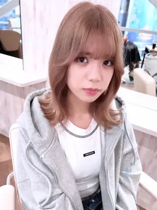 セミロング カラー お肌トーン🆙カラー 全ての女性を艶髪にのヘアスタイル