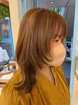 ミディアム 大石 陽菜のヘアスタイル