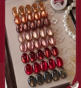 ミディアム めぐみのネイルサロン 惠のネイルデザイン