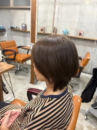 ショート Trip 香椎所属・Yukino/ 透明カラーのヘアスタイル