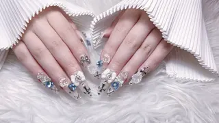 ネイル ☁️Yun nail Rin☁️のネイルデザイン