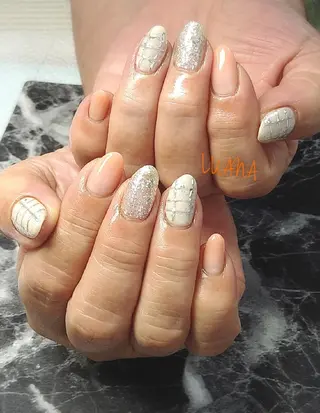 ネイル LUANA  TAKAHASHIのネイルデザイン