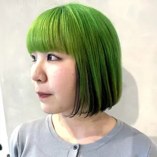 ショート カラー デザインカラー/パー マ🦖外岡咲希🦖のヘアスタイル