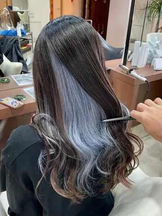 セミロング W_SALON ［触れたくなる艶髪］のヘアスタイル